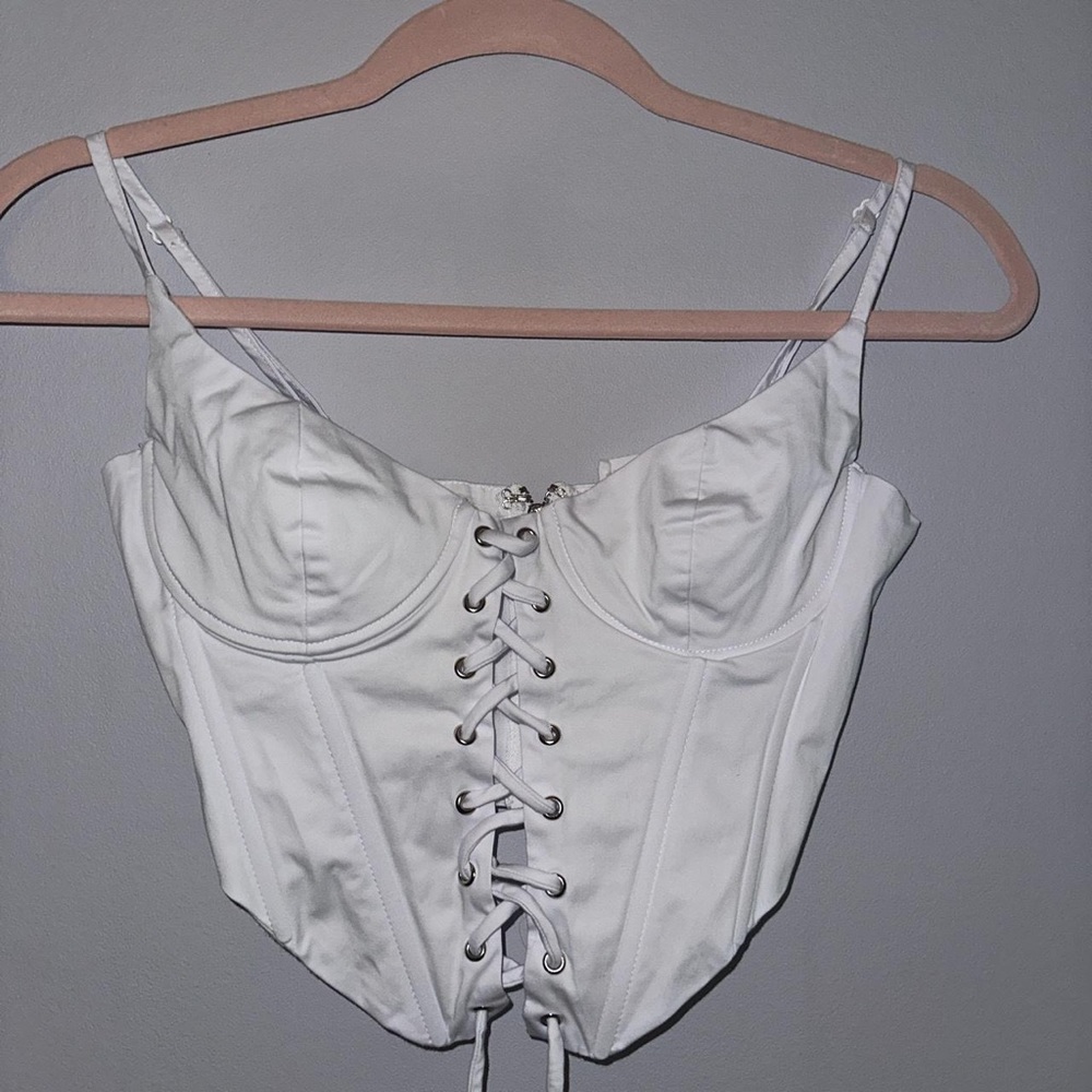bobbles & lace boutique white corset top